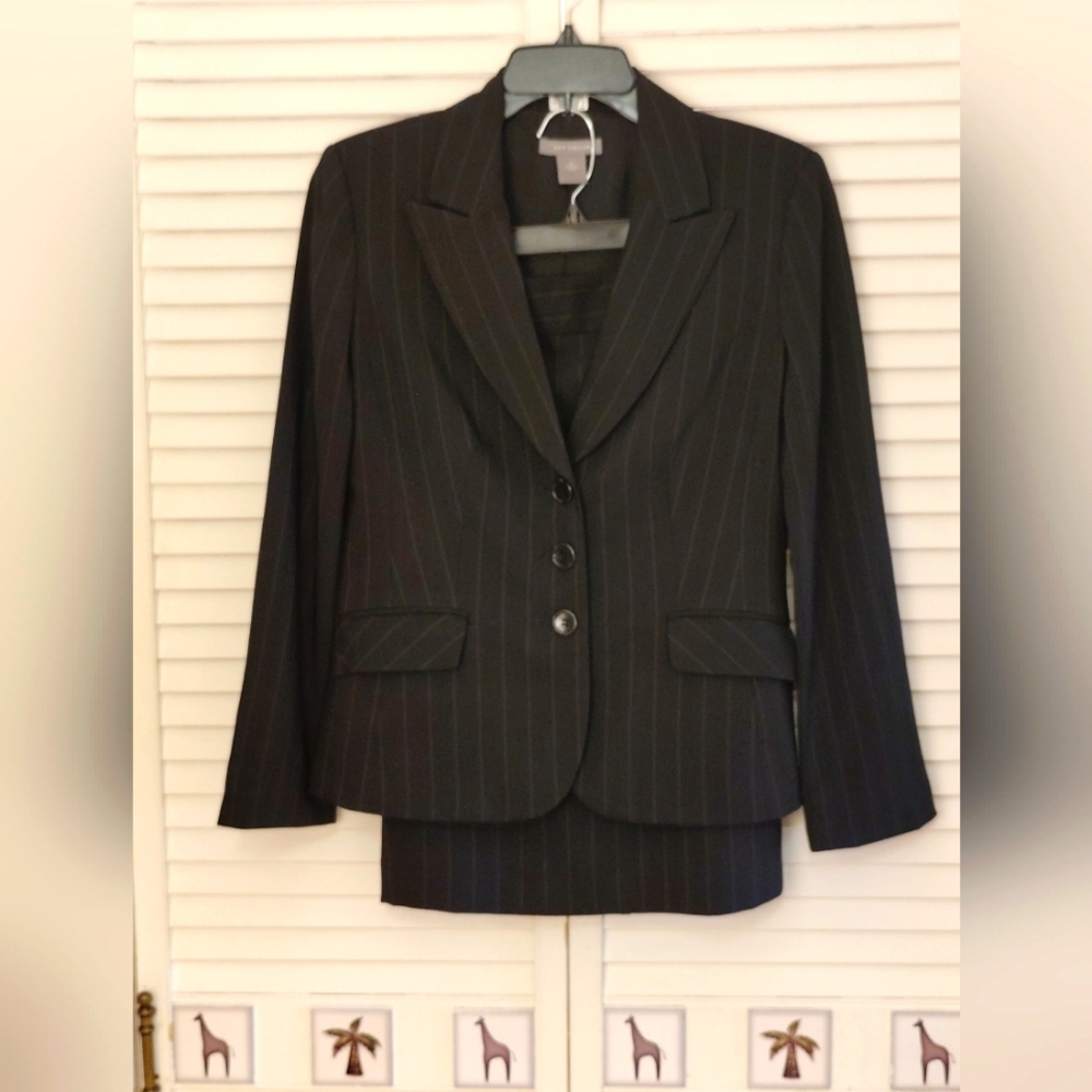 Ann Taylor Elegant Black Apparel